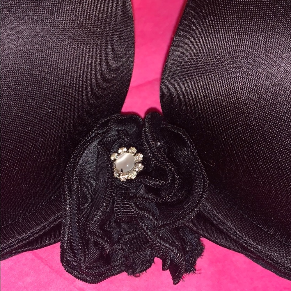 🌹🌹Beautiful Victoria secrets bra🌹🌹🌹 - Picture 2 of 8